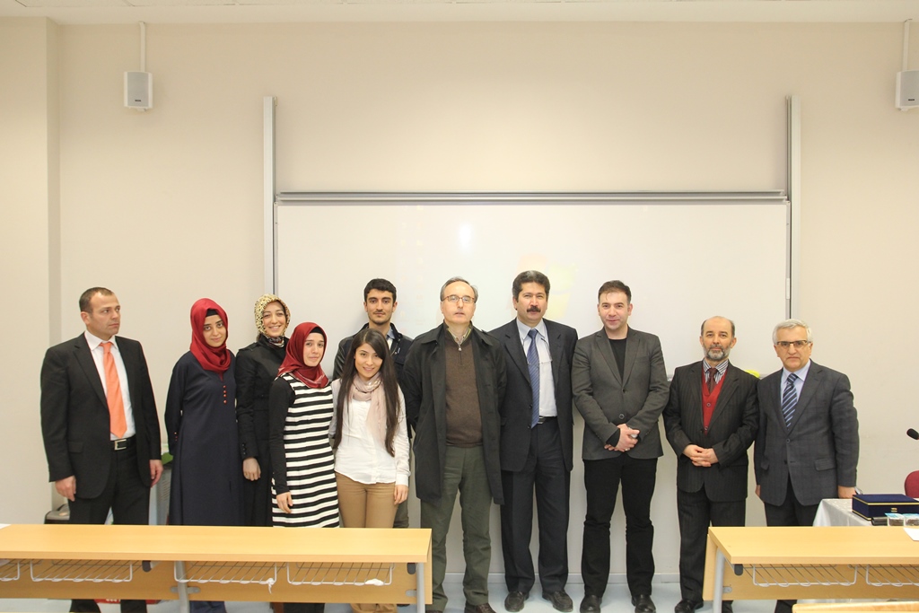 https://ebe.fsm.edu.tr/resimler/upload/Fotograflarla-Yahya-Kemal-Semineri-Gerceklestirildi-7260314.jpg